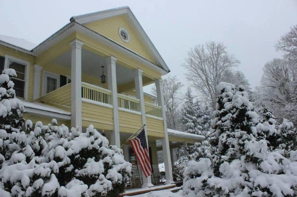 The Yellow House On Plott Creek Waynesville Exterior foto
